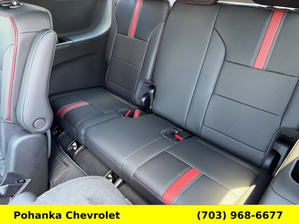 New 2027 Chevrolet Traverse RS w/ LPO, Floor Liner Package AWD/4WD image 29