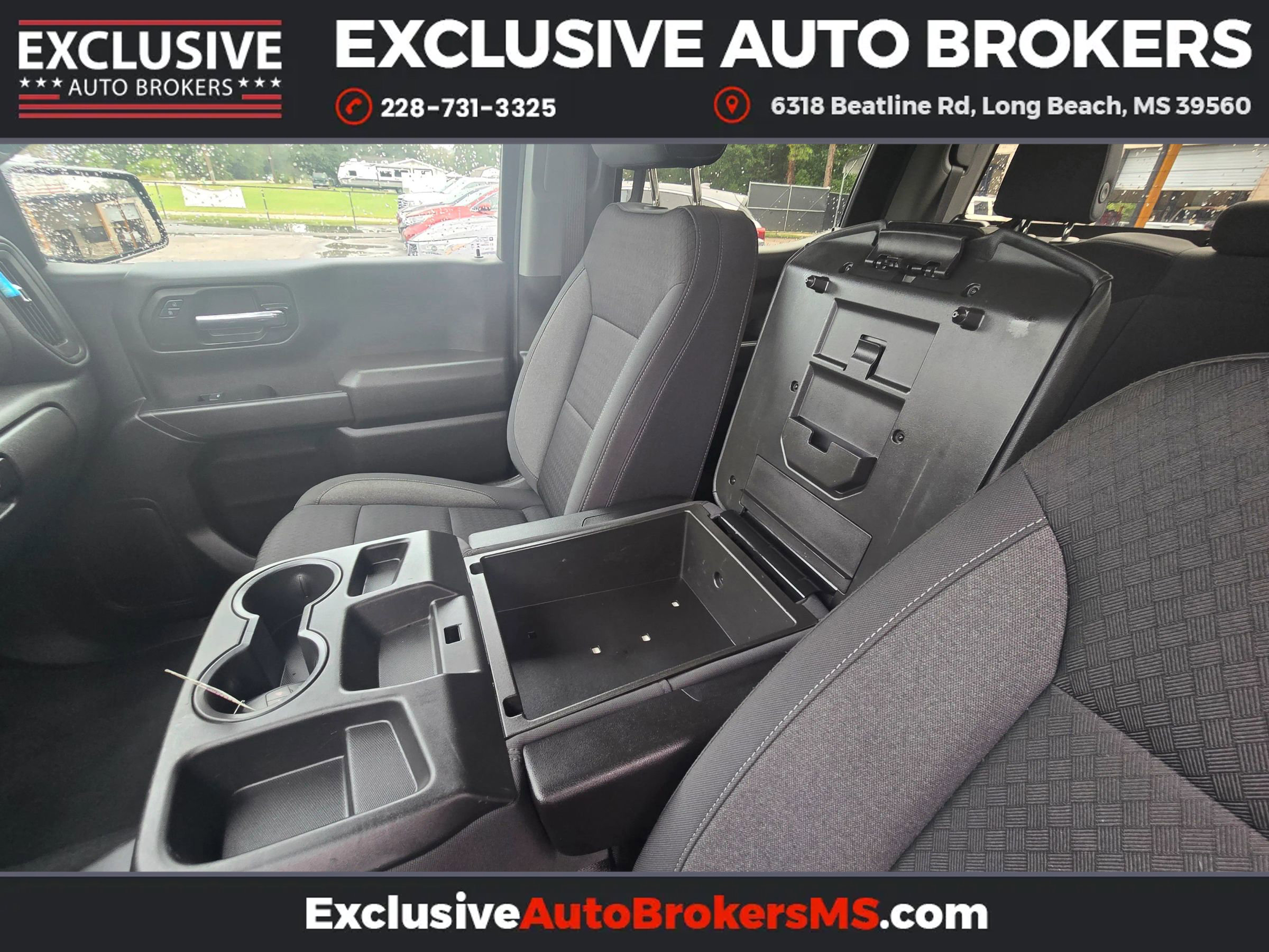 Used 2024 Chevrolet Silverado 1500 Custom image 8
