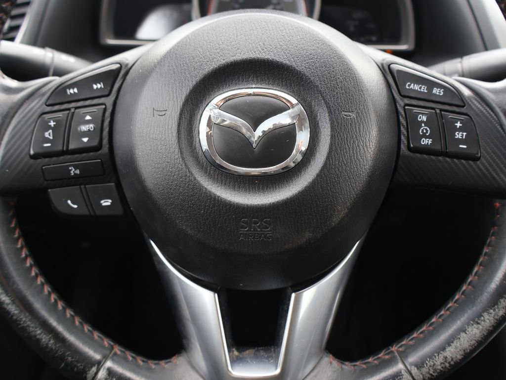 Used 2014 MAZDA MAZDA3 i Touring w/ Technology Package image 14