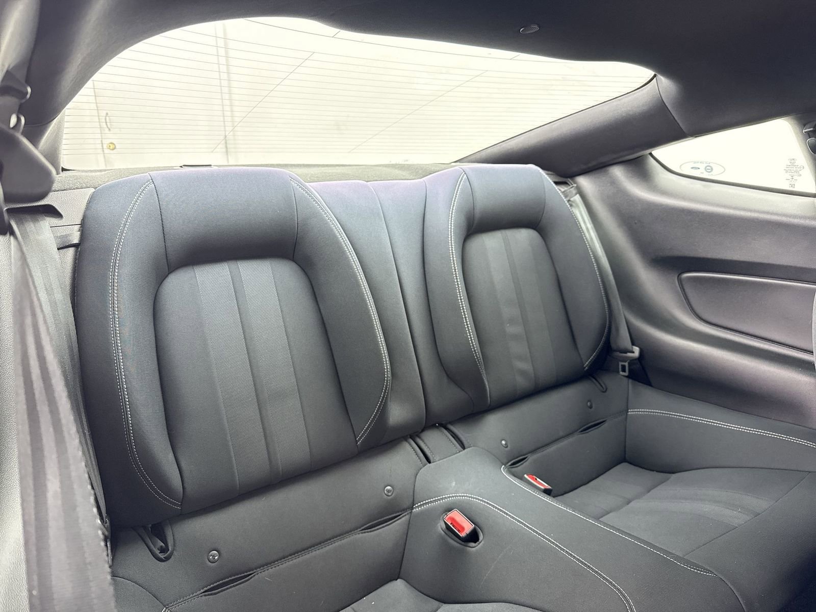 Used 2018 Ford Mustang EcoBoost image 32