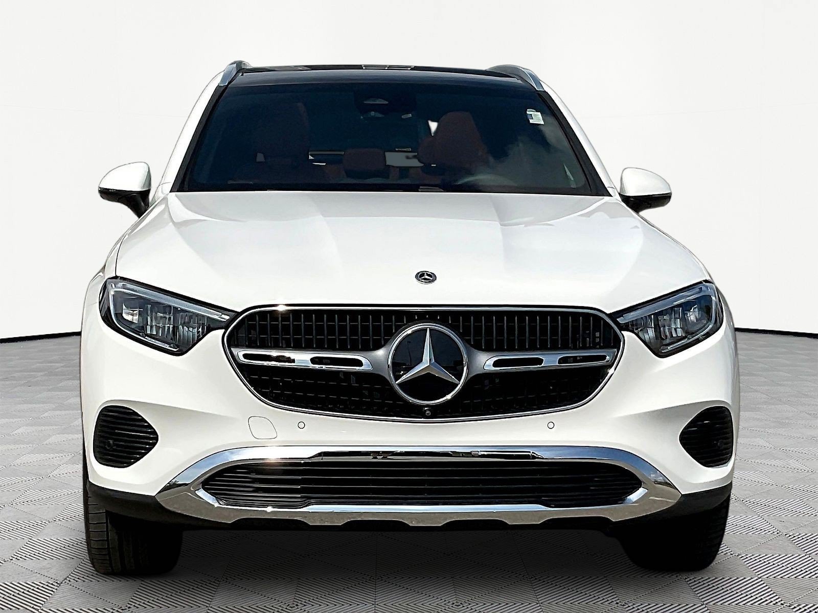 Certified 2026 Mercedes-Benz GLC 300 4MATIC image 2