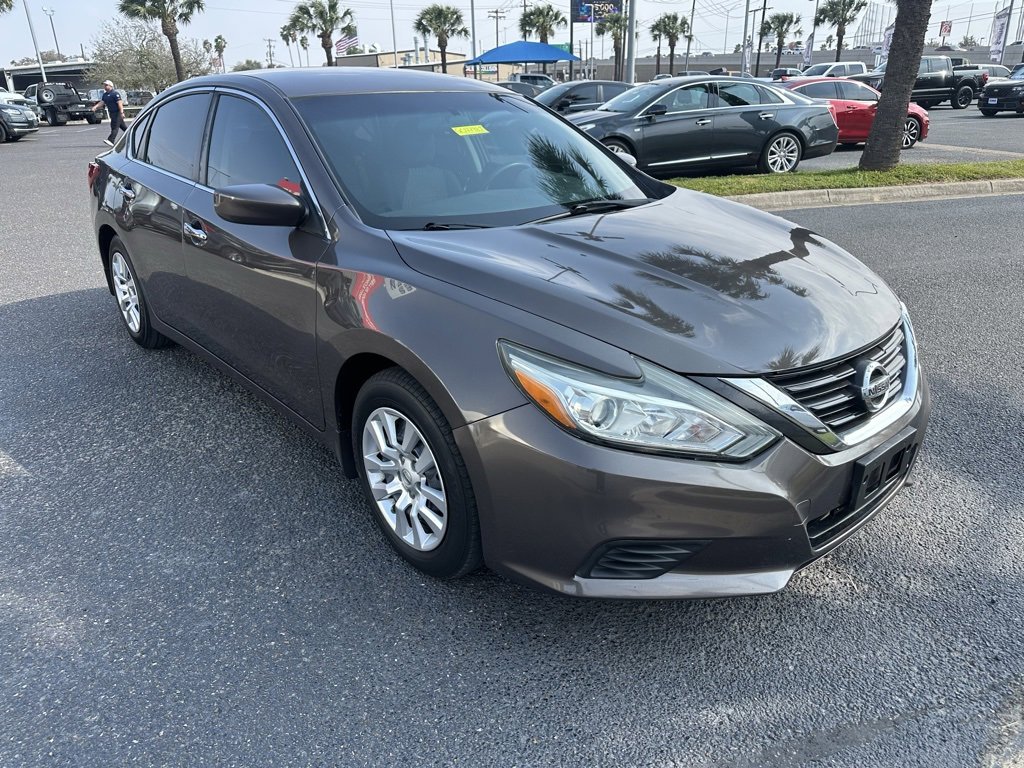 Used 2016 Nissan Altima 2.5 S w/ Power Driver Seat Package image 8