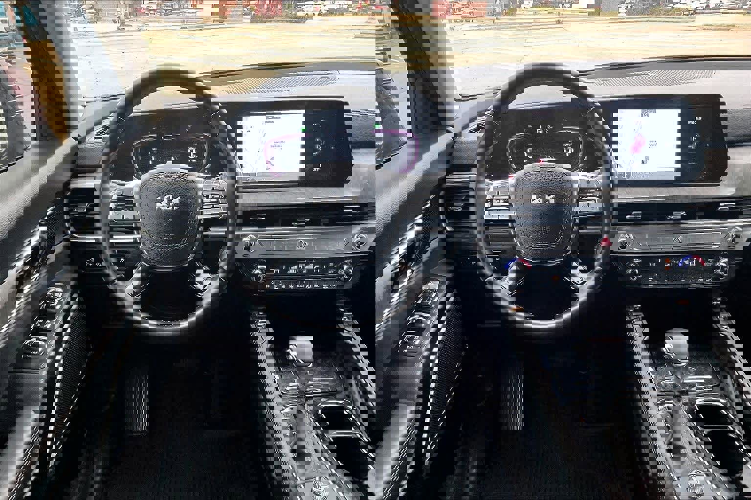 Certified 2023 Kia Telluride EX w/ EX Captain's Chair Package image 13