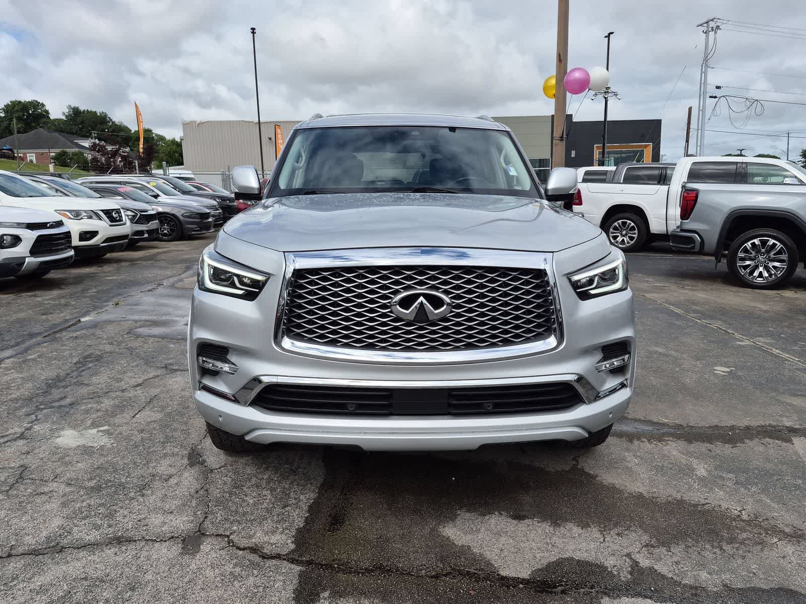 Used 2019 INFINITI QX80 Luxe w/ All-Season Package RWD image 9