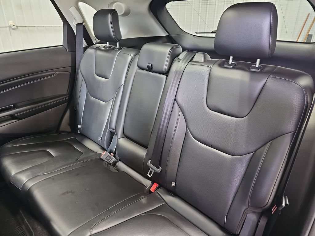 Used 2020 Ford Edge Titanium w/ Equipment Group 301A AWD/4WD image 14