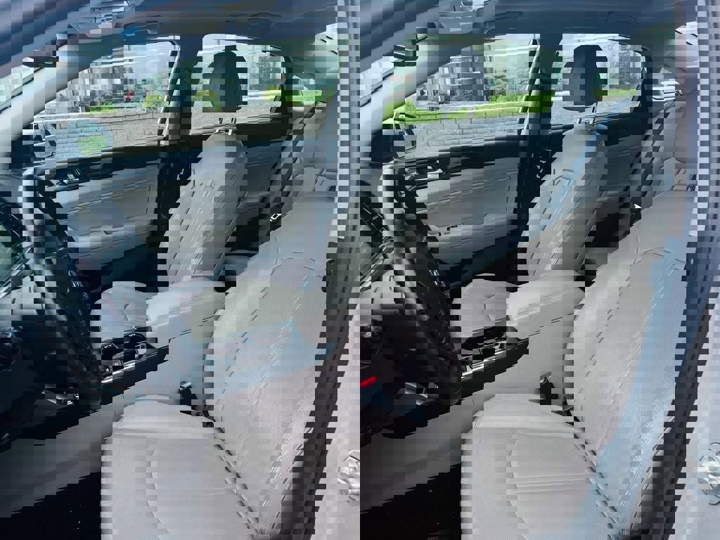 Used 2015 Hyundai Sonata Limited w/ Option Group 05 image 19