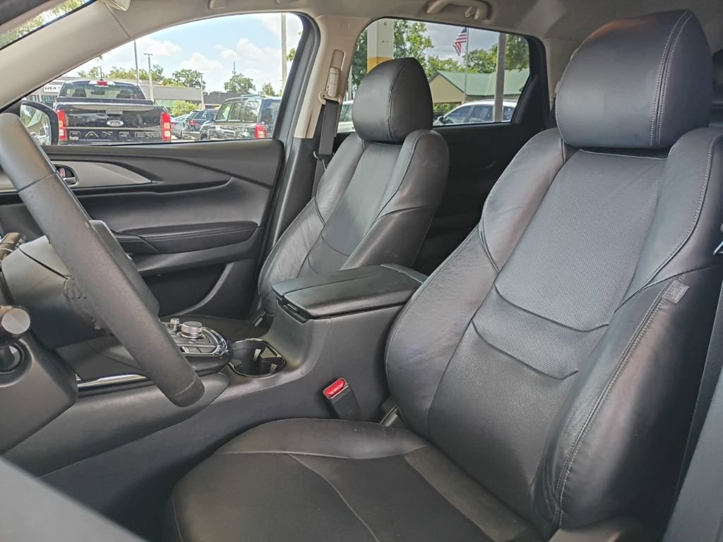 Used 2019 MAZDA CX-9 Touring image 3