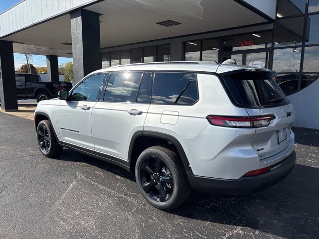 New 2025 Jeep Grand Cherokee L Limited image 6