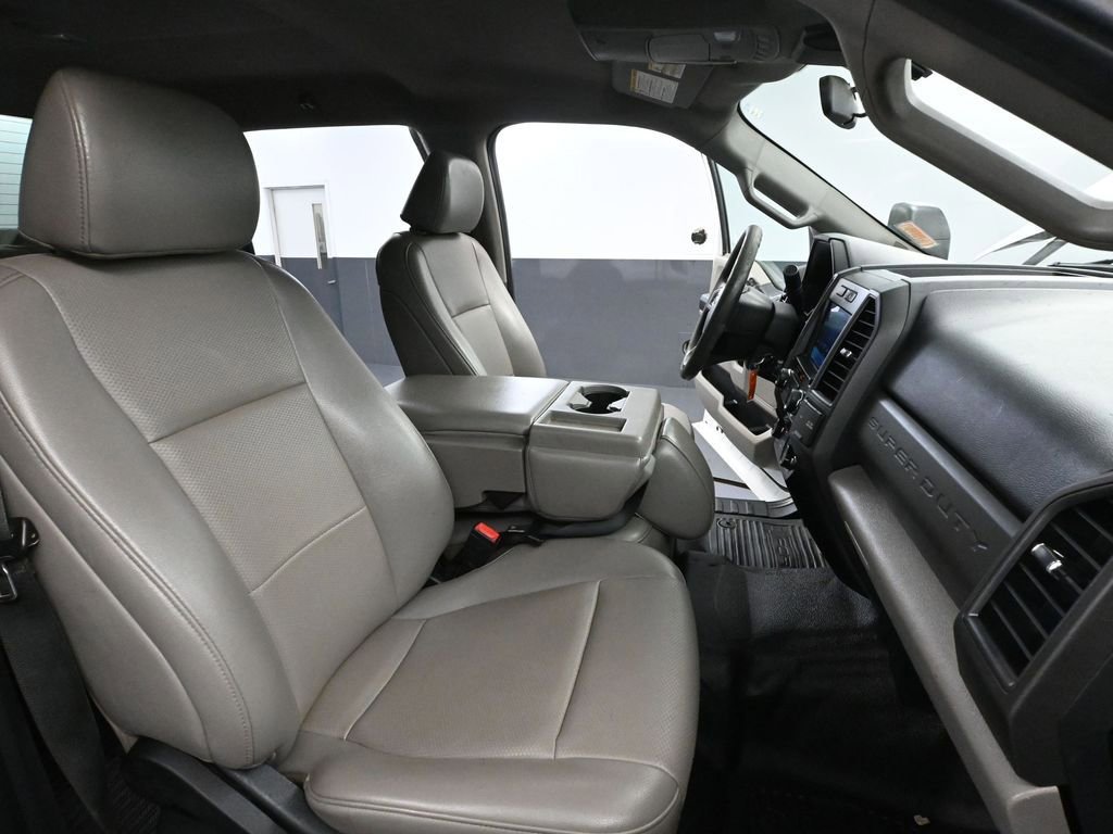 Used 2021 Ford F250 XL w/ Power Equipment Group image 39