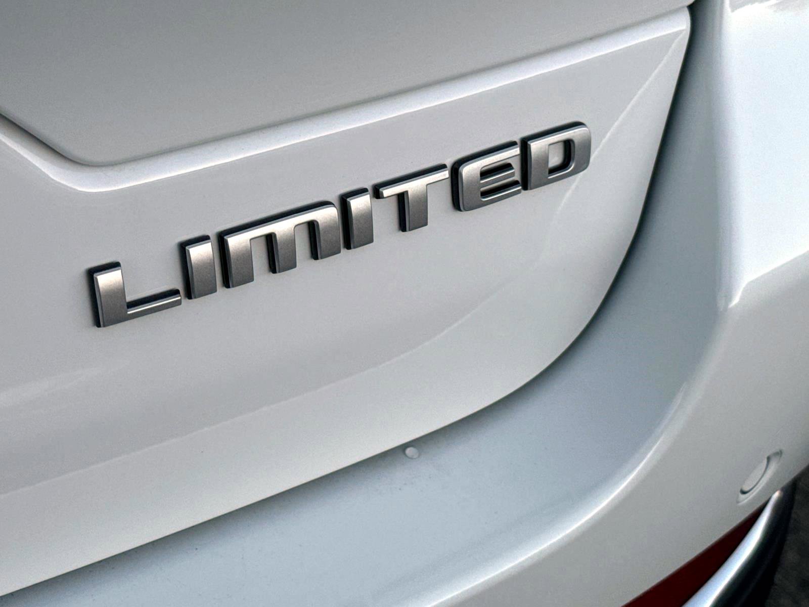 New 2025 Jeep Grand Cherokee Limited image 6