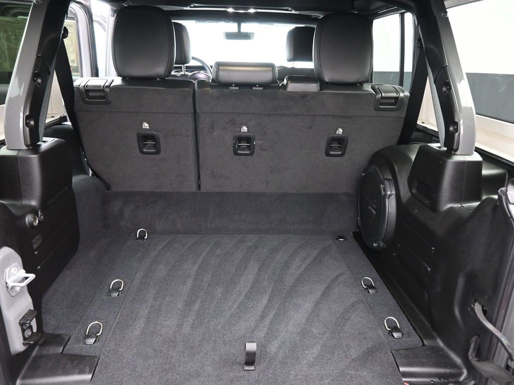 Used 2022 Jeep Wrangler Unlimited Rubicon 4xe image 16