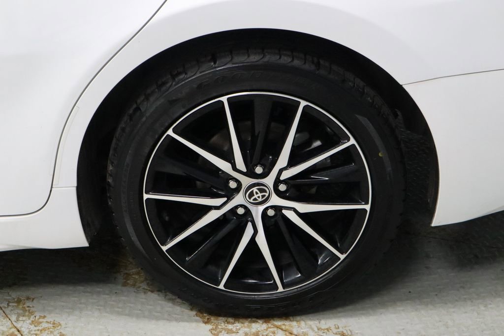 Used 2024 Toyota Camry SE image 18