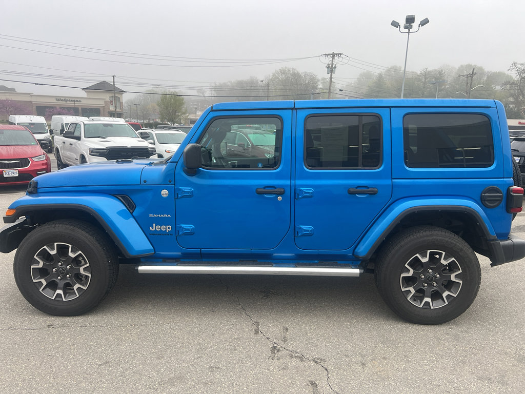 Used 2024 Jeep Wrangler Sahara w/ Safety Group image 5
