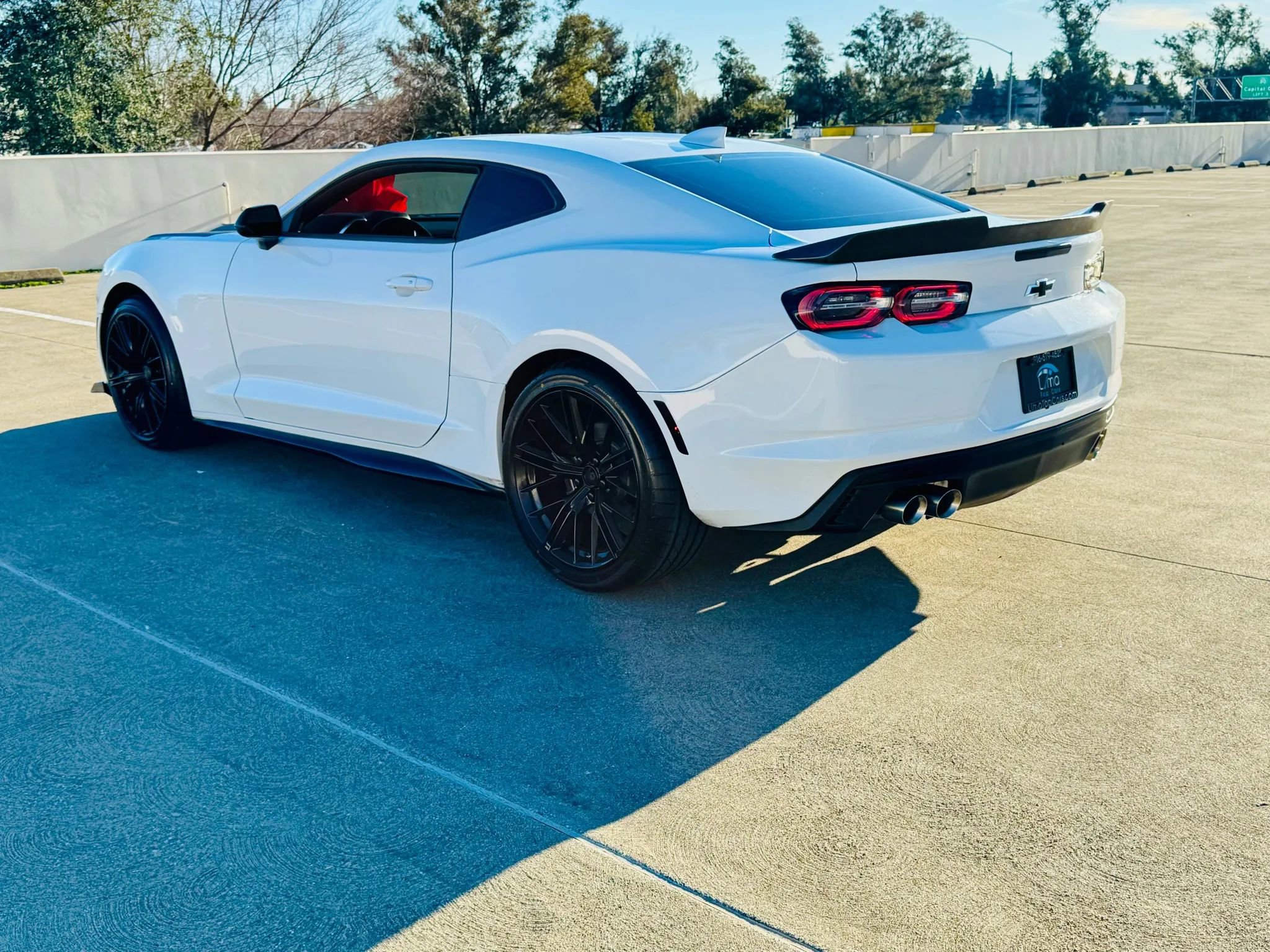 Used 2020 Chevrolet Camaro LT image 10