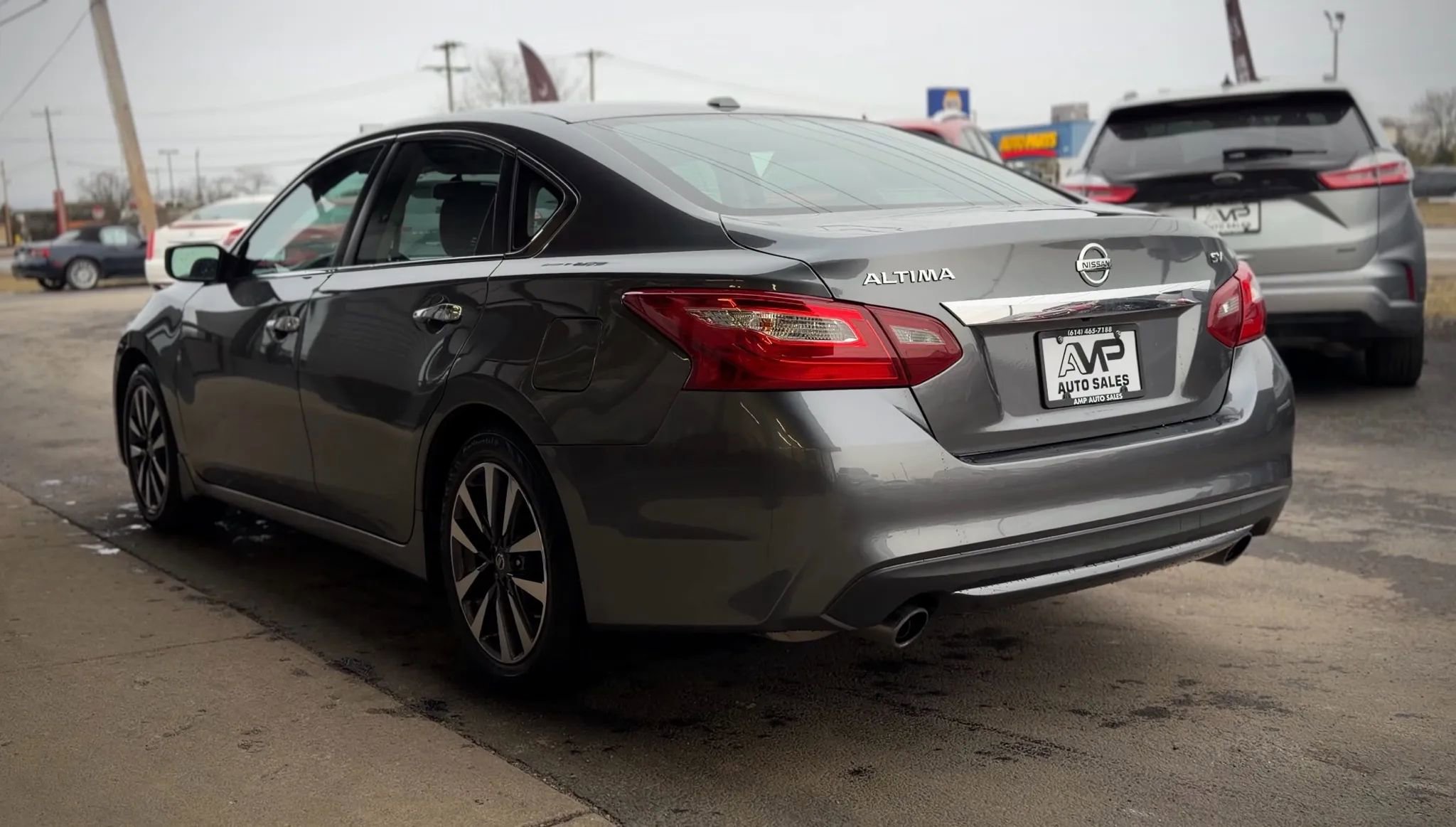 Used 2017 Nissan Altima 2.5 SV w/ Interior Lighting Package image 6