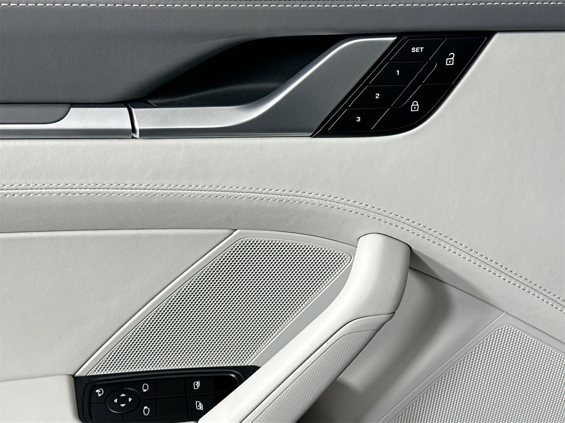 Certified 2026 Porsche 911 Targa 4 GTS image 31