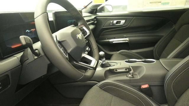New 2026 Ford Mustang GT w/ GT Performance Package RWD image 17