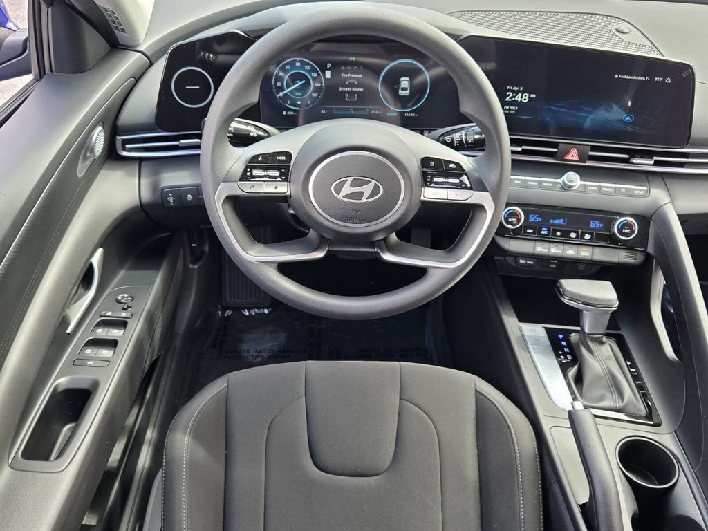 Certified 2024 Hyundai Elantra SEL FWD image 13