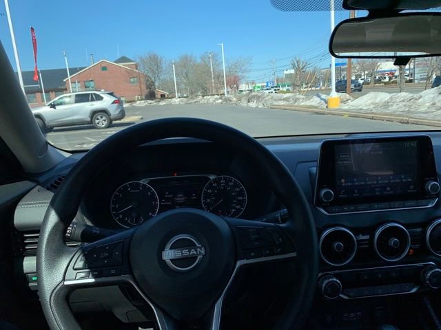 Used 2024 Nissan Sentra SV image 16