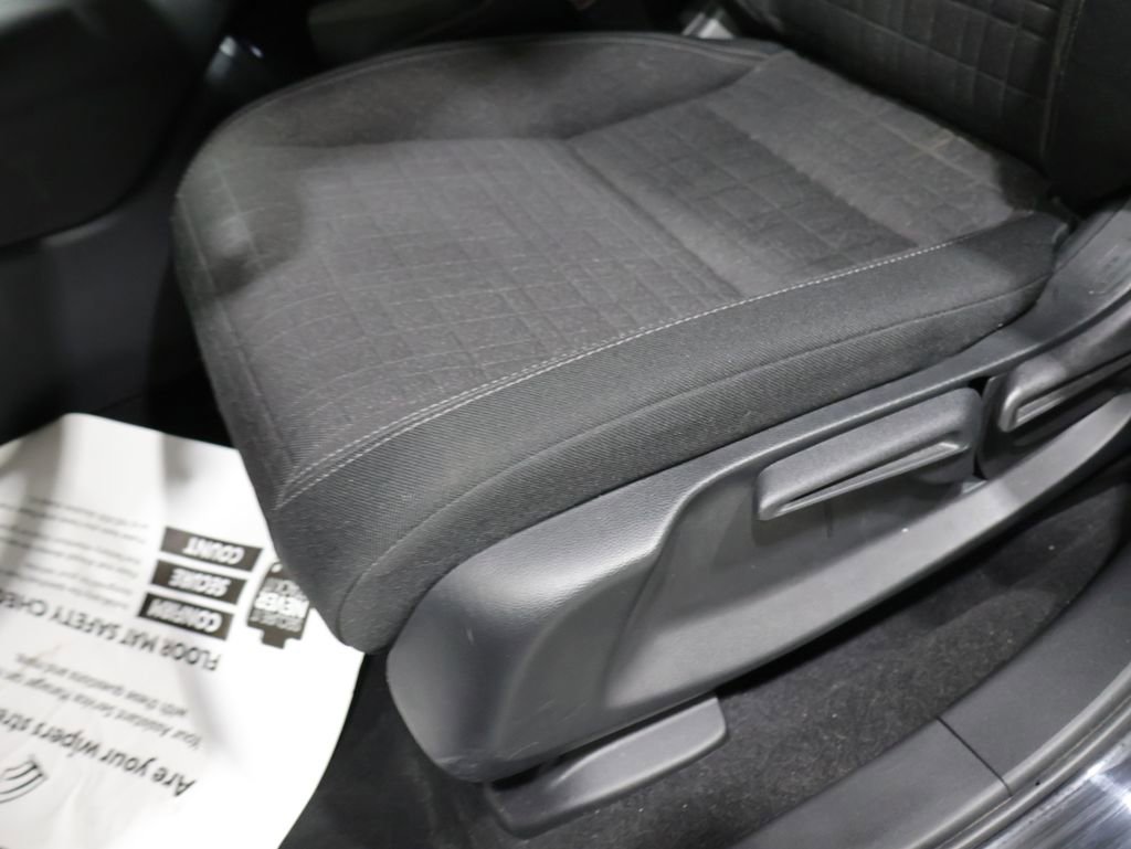 Used 2023 Honda HR-V LX image 12