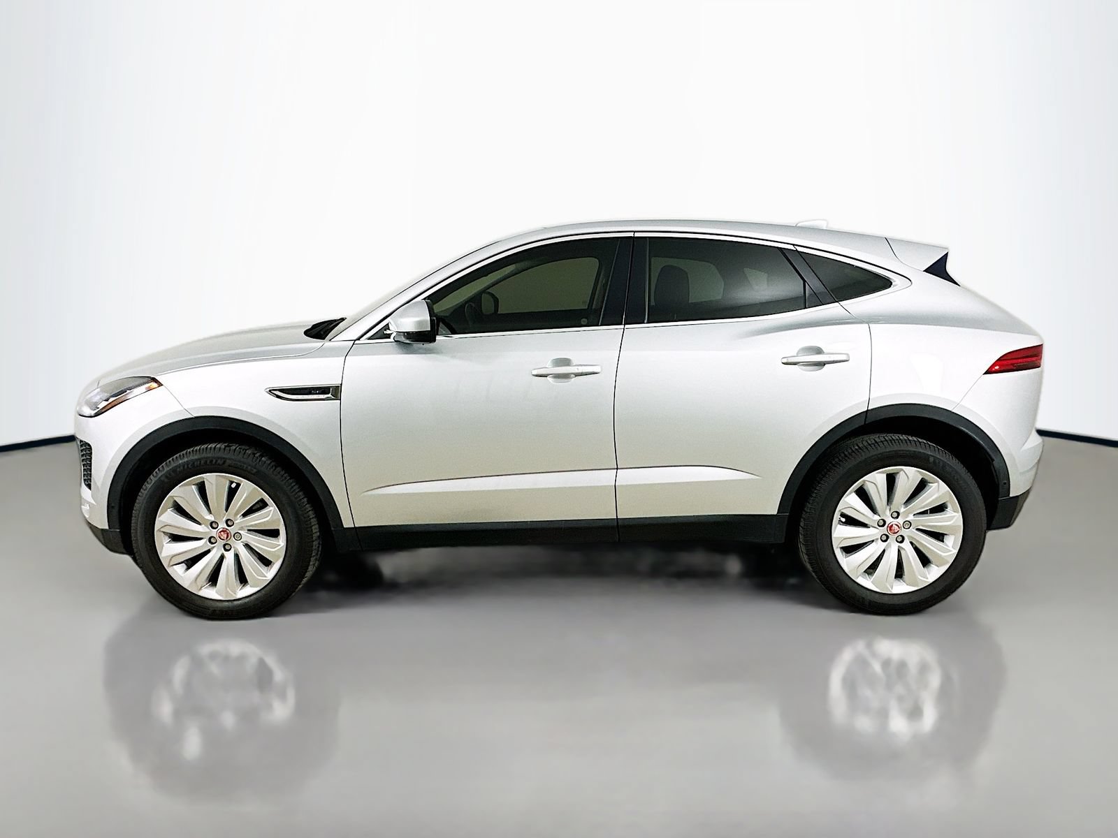 Used 2018 Jaguar E-PACE SE AWD/4WD image 8