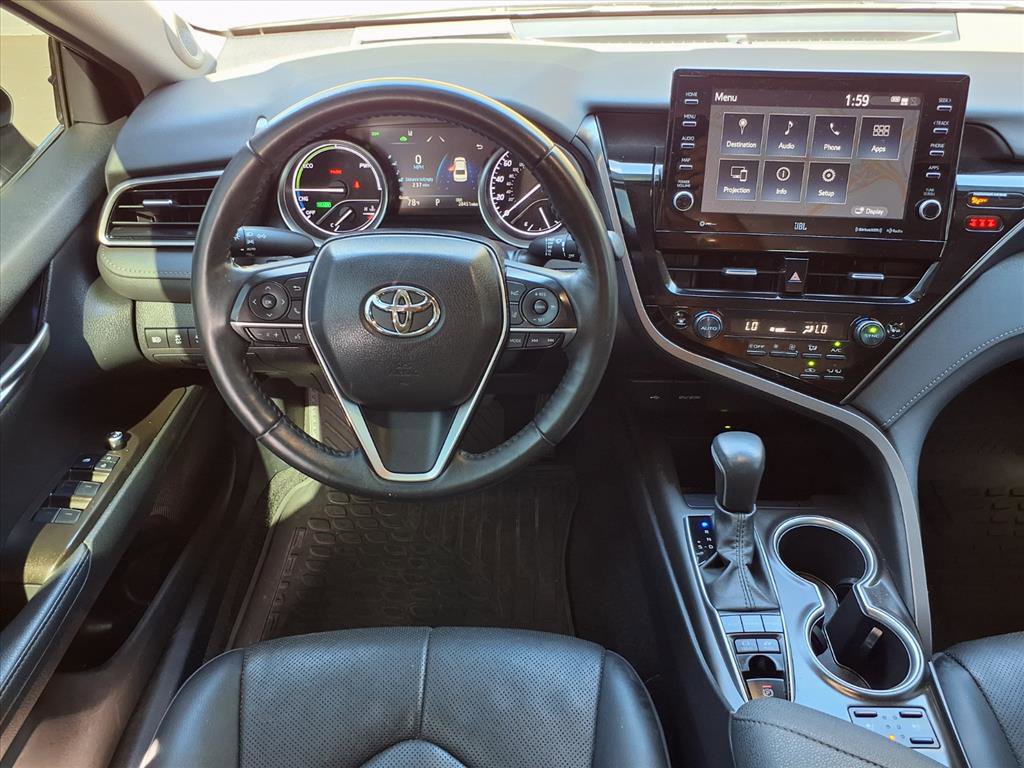 Used 2022 Toyota Camry XLE image 13
