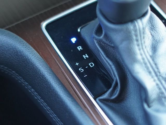 Used 2024 Toyota Sienna XLE FWD image 29
