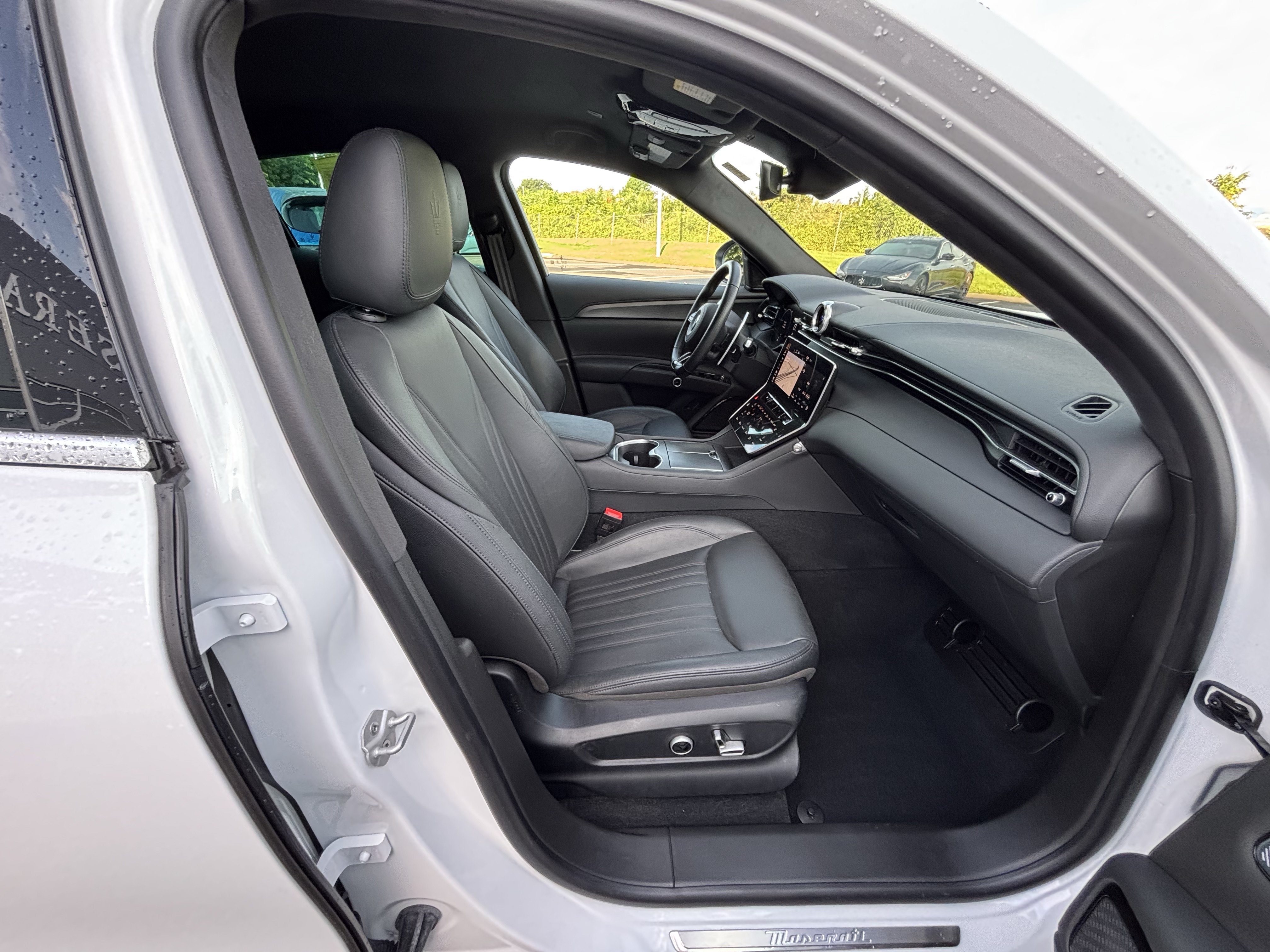 Used 2024 Maserati Grecale GT AWD/4WD image 36