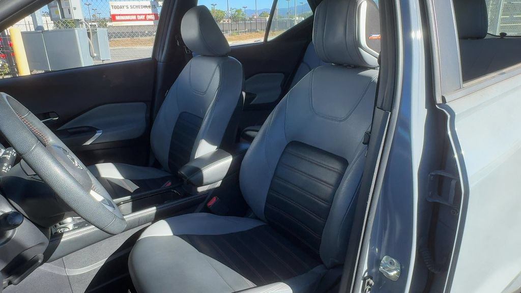 Used 2024 Nissan Kicks SR w/ SR Premium Package FWD image 11