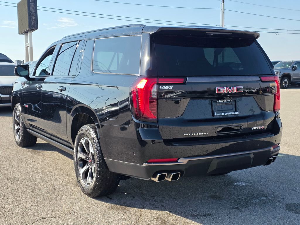 Used 2025 GMC Yukon XL AT4 Ultimate image 5