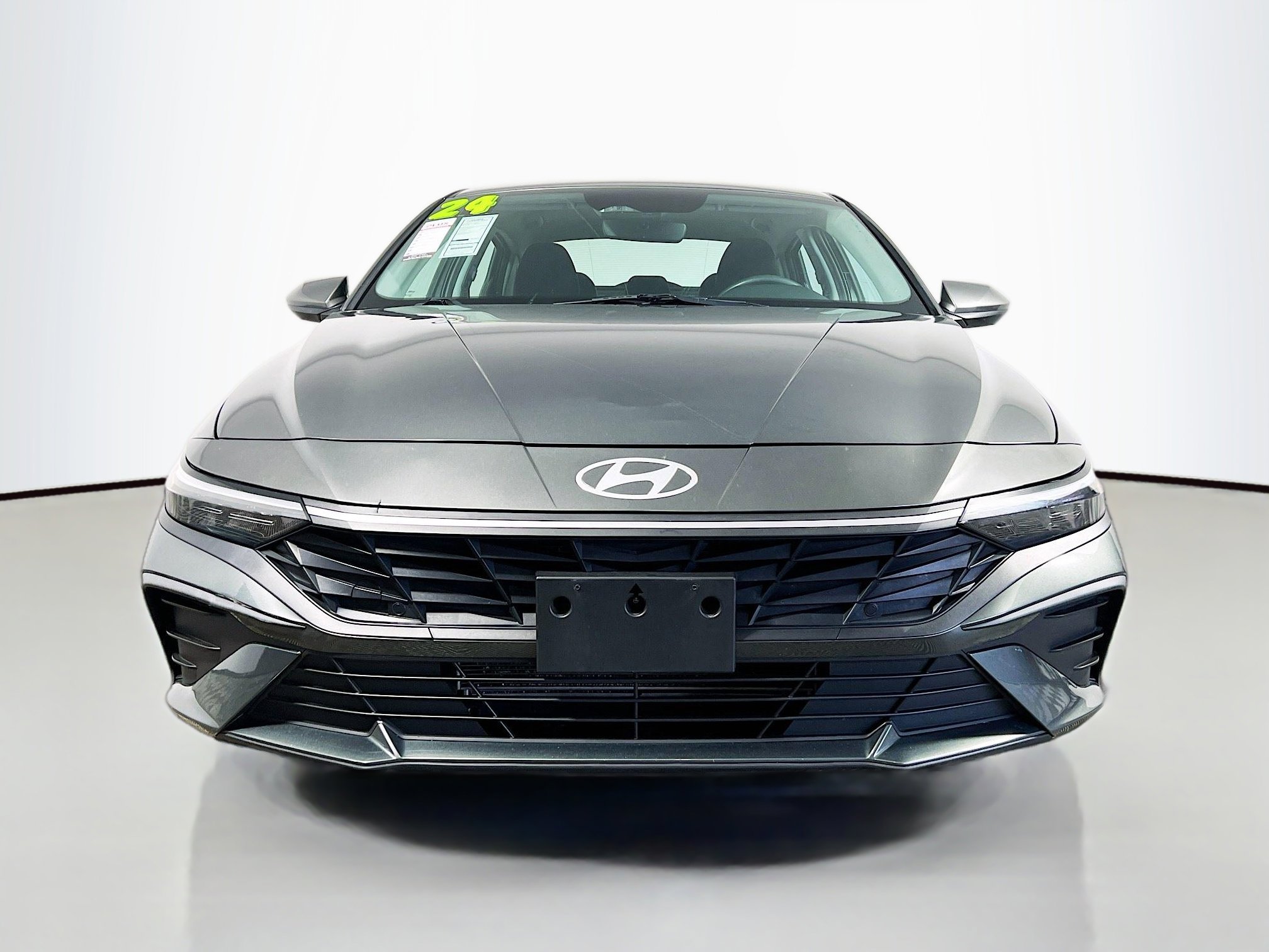 Used 2024 Hyundai Elantra SEL image 11