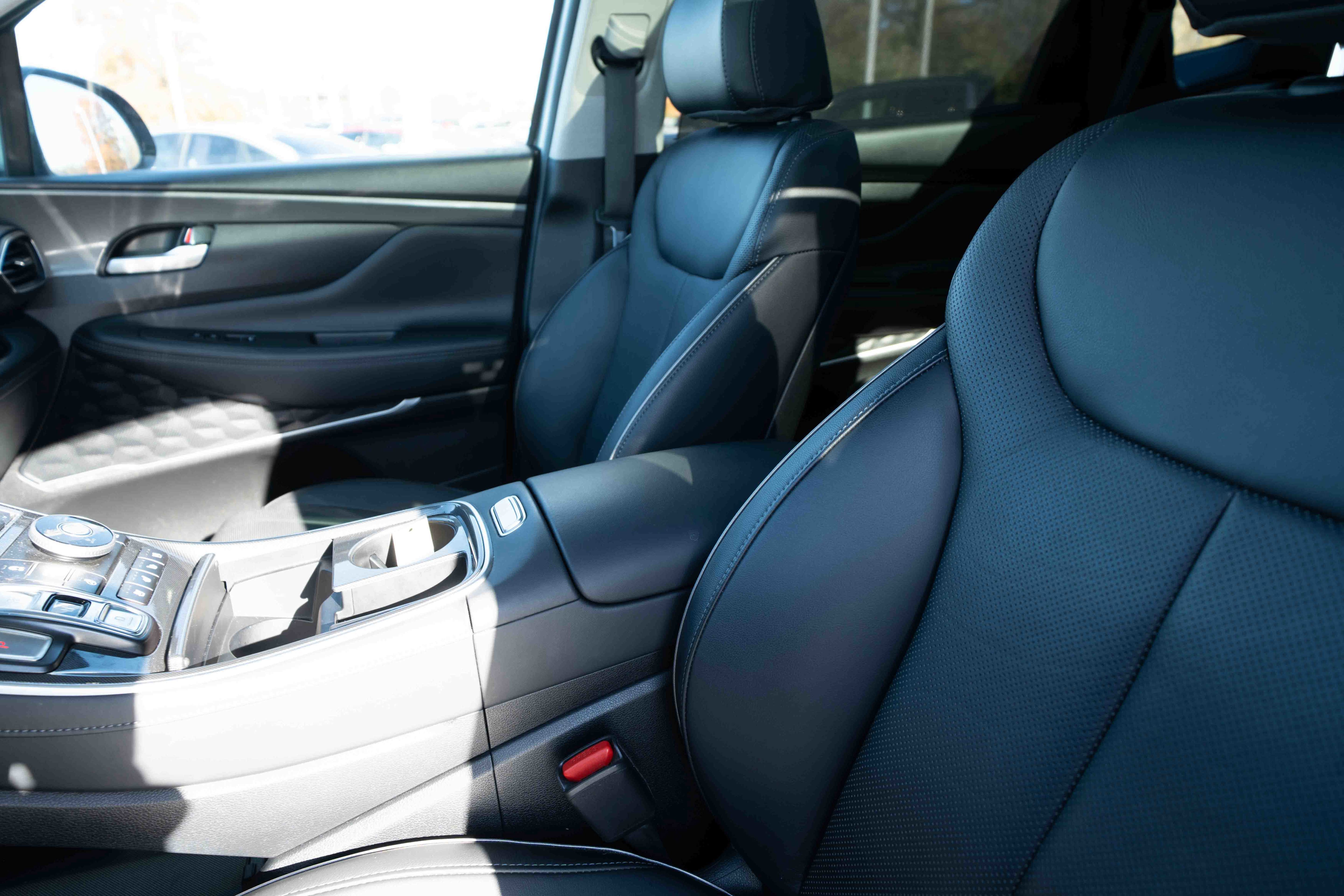 Used 2022 Hyundai Santa Fe Limited image 10