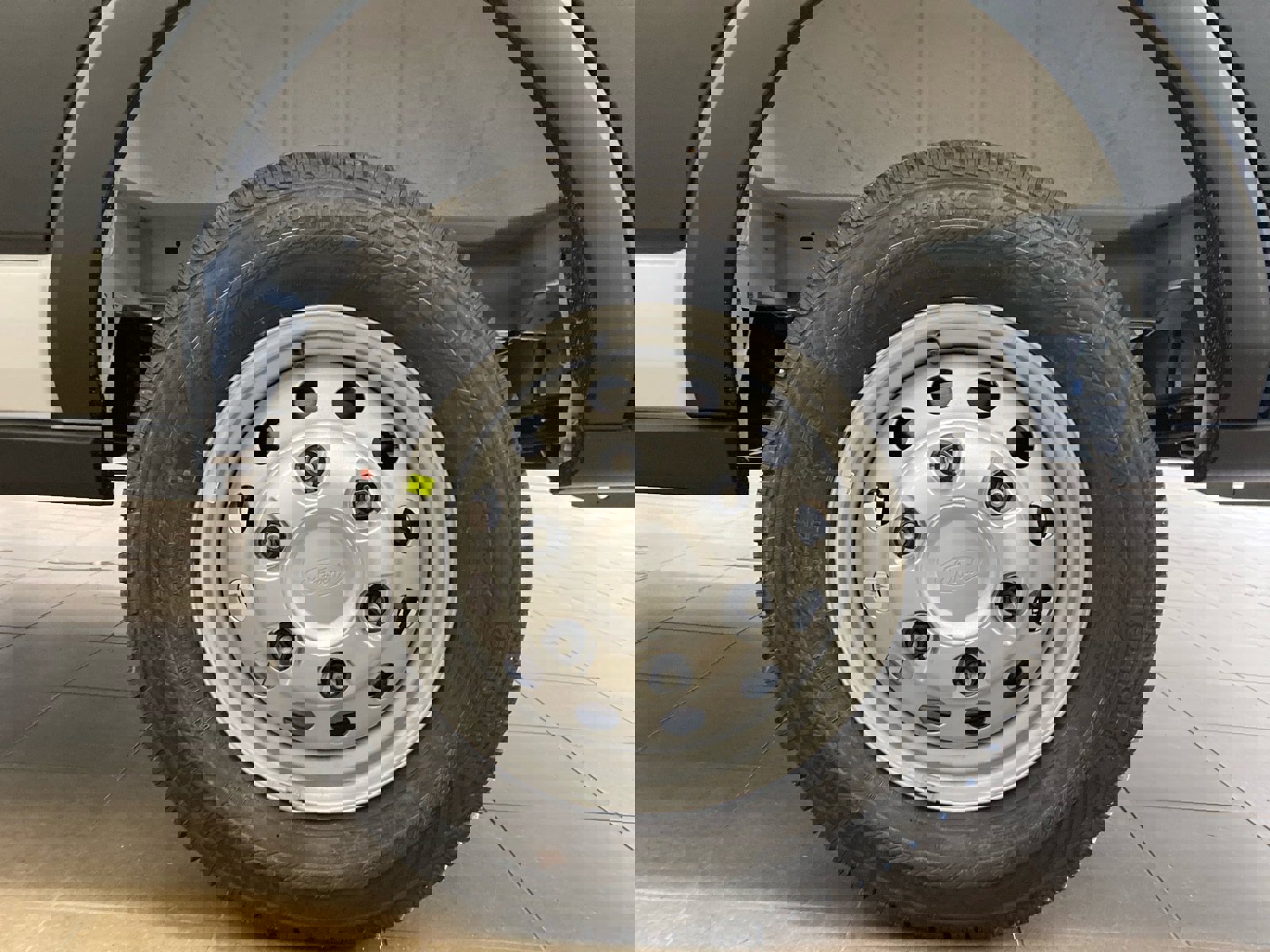 New 2026 Ford Transit 250 148 Medium Roof Extended AWD w/ Exterior Upgrade Package image 24