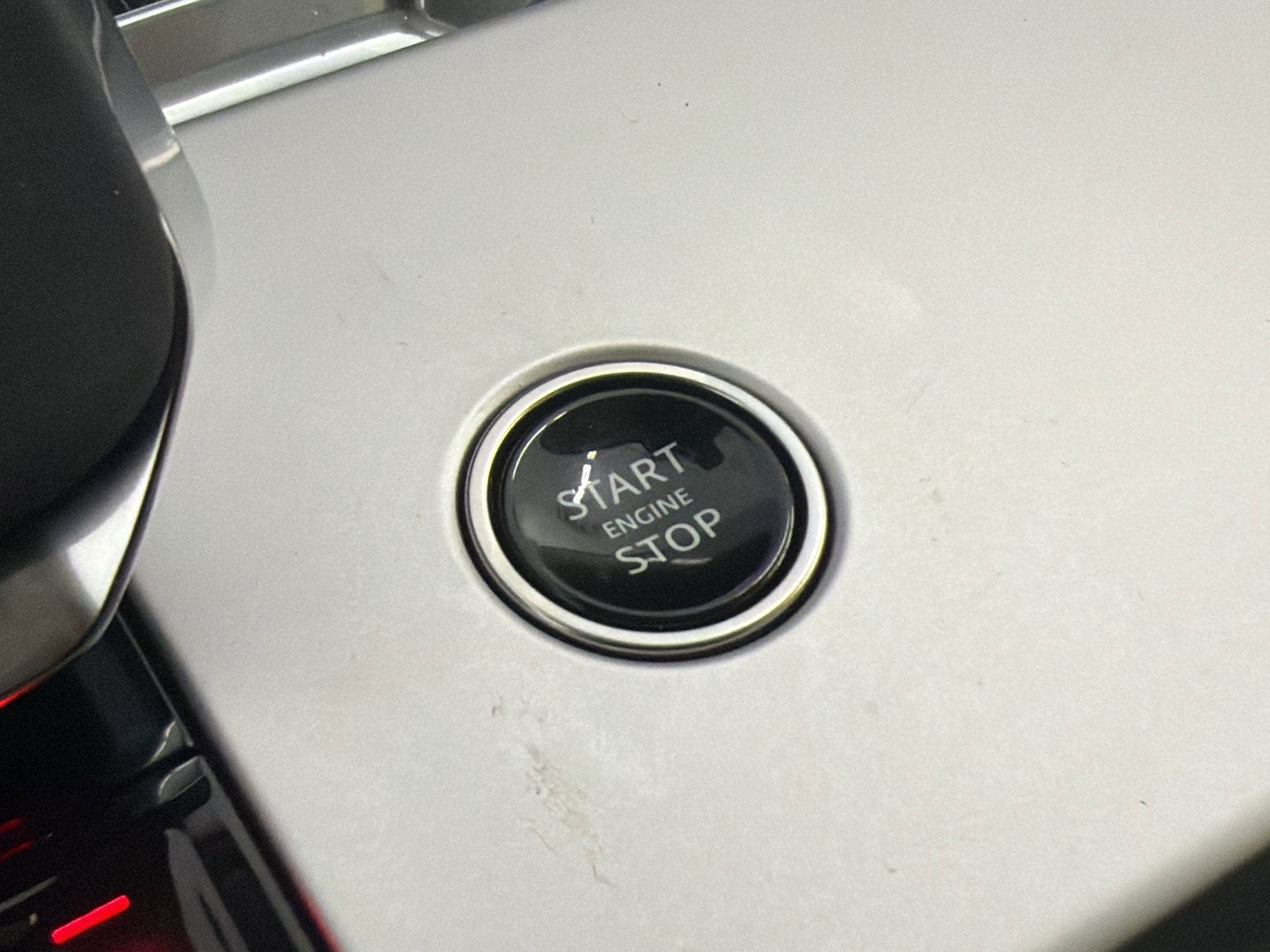 Certified 2024 Land Rover Range Rover Autobiography AWD/4WD image 23