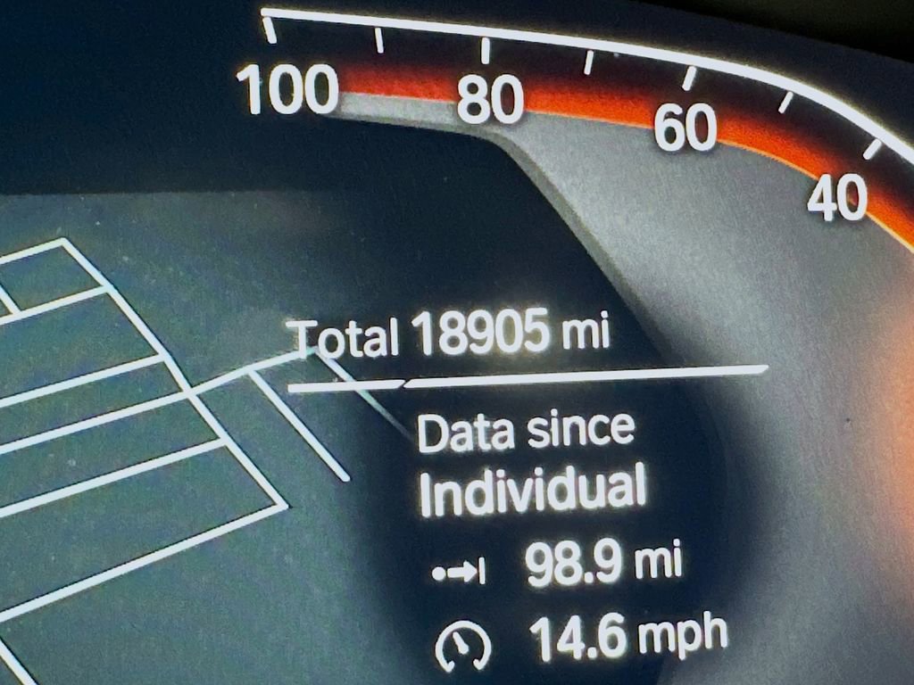 Used 2023 BMW 540i w/ Premium Package image 35