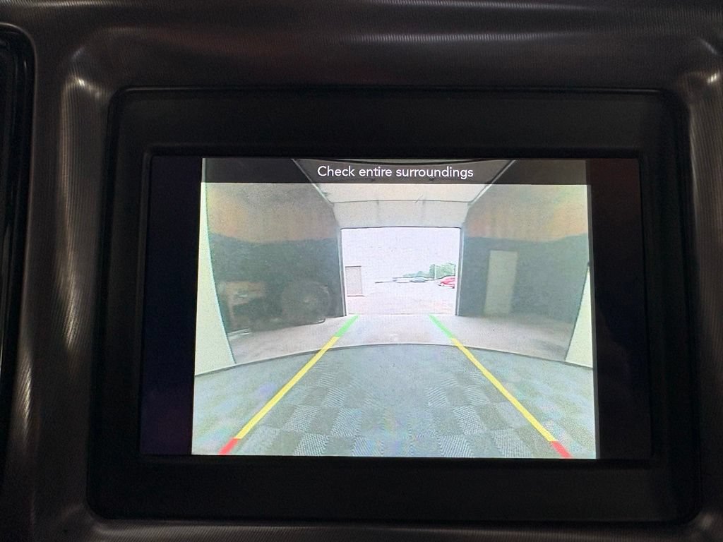 Used 2019 Dodge Challenger SXT RWD image 40
