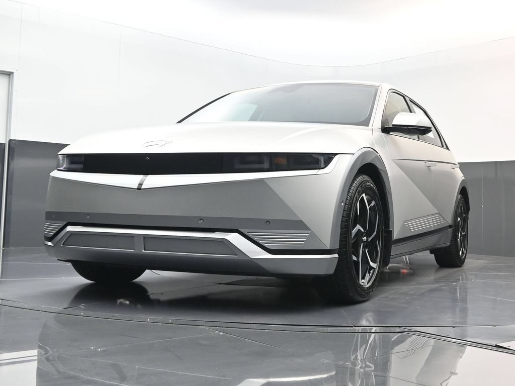 Certified 2024 Hyundai Ioniq 5 Limited RWD image 29