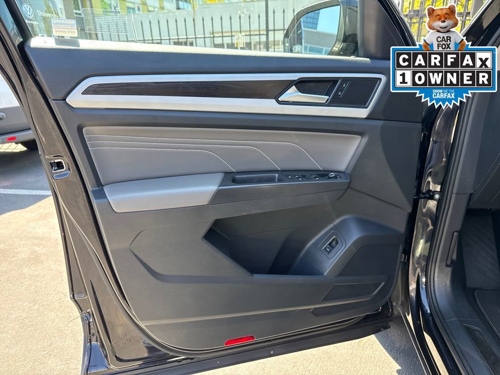 Used 2023 Volkswagen Atlas SE w/ Panoramic Sunroof Package AWD/4WD image 12
