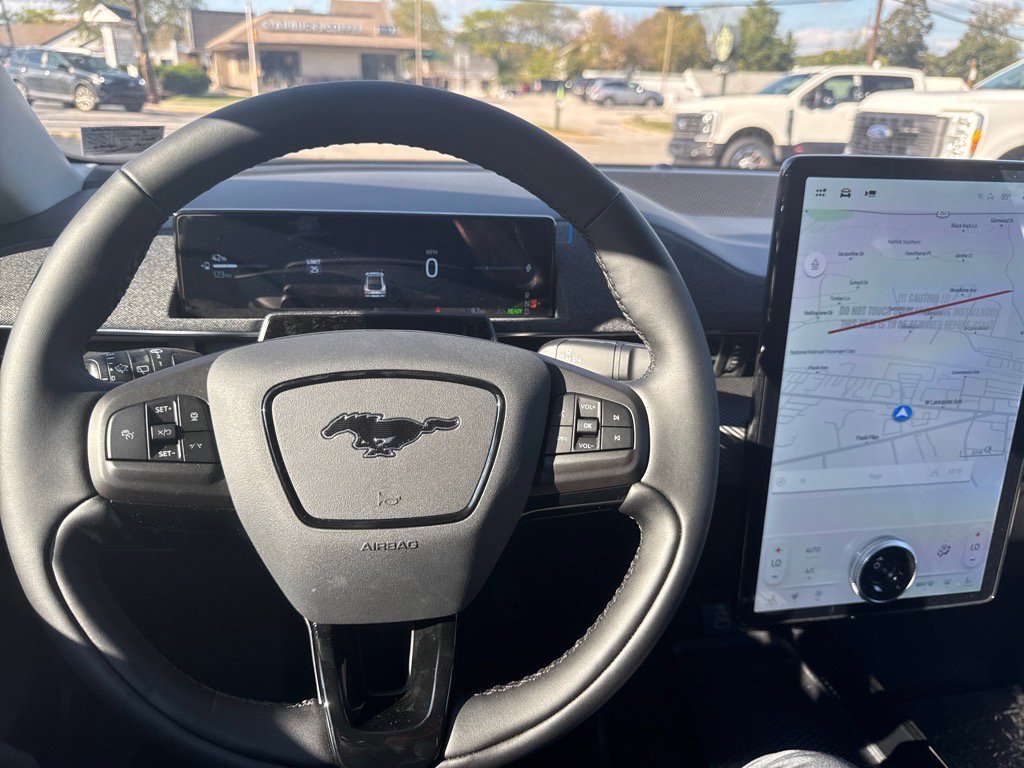 New 2025 Ford Mustang Mach-E Premium image 18