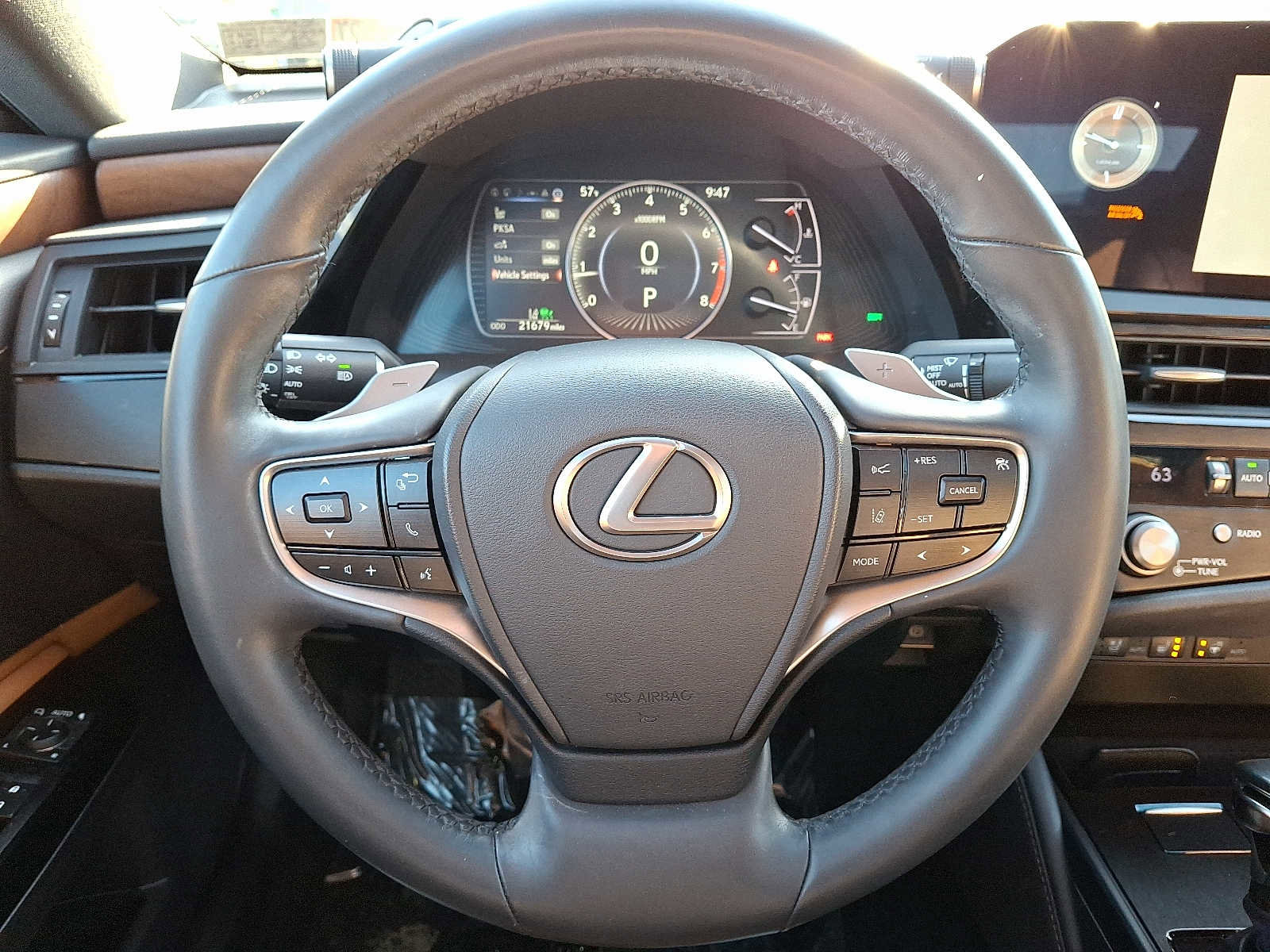 Used 2023 Lexus ES 250 w/ Premium Package AWD/4WD image 19