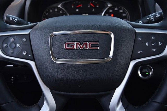 Used 2024 GMC Terrain SLT image 20