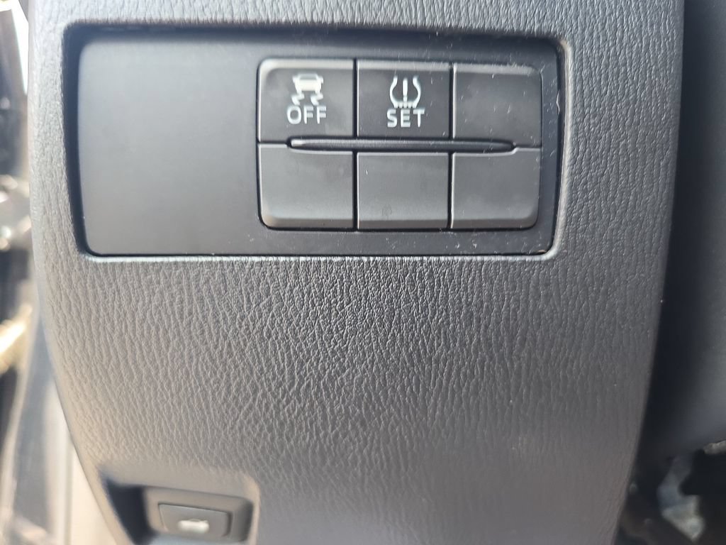 Used 2016 Scion iA FWD image 22