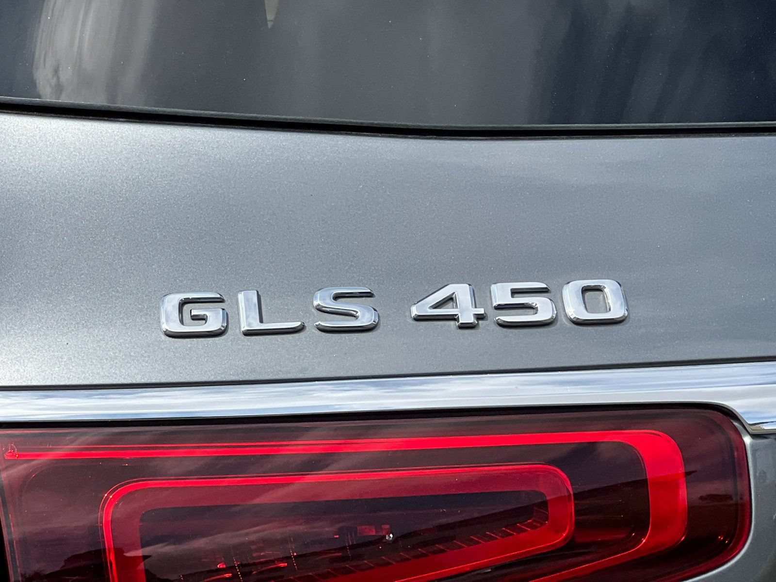 Used 2022 Mercedes-Benz GLS 450 4MATIC image 27