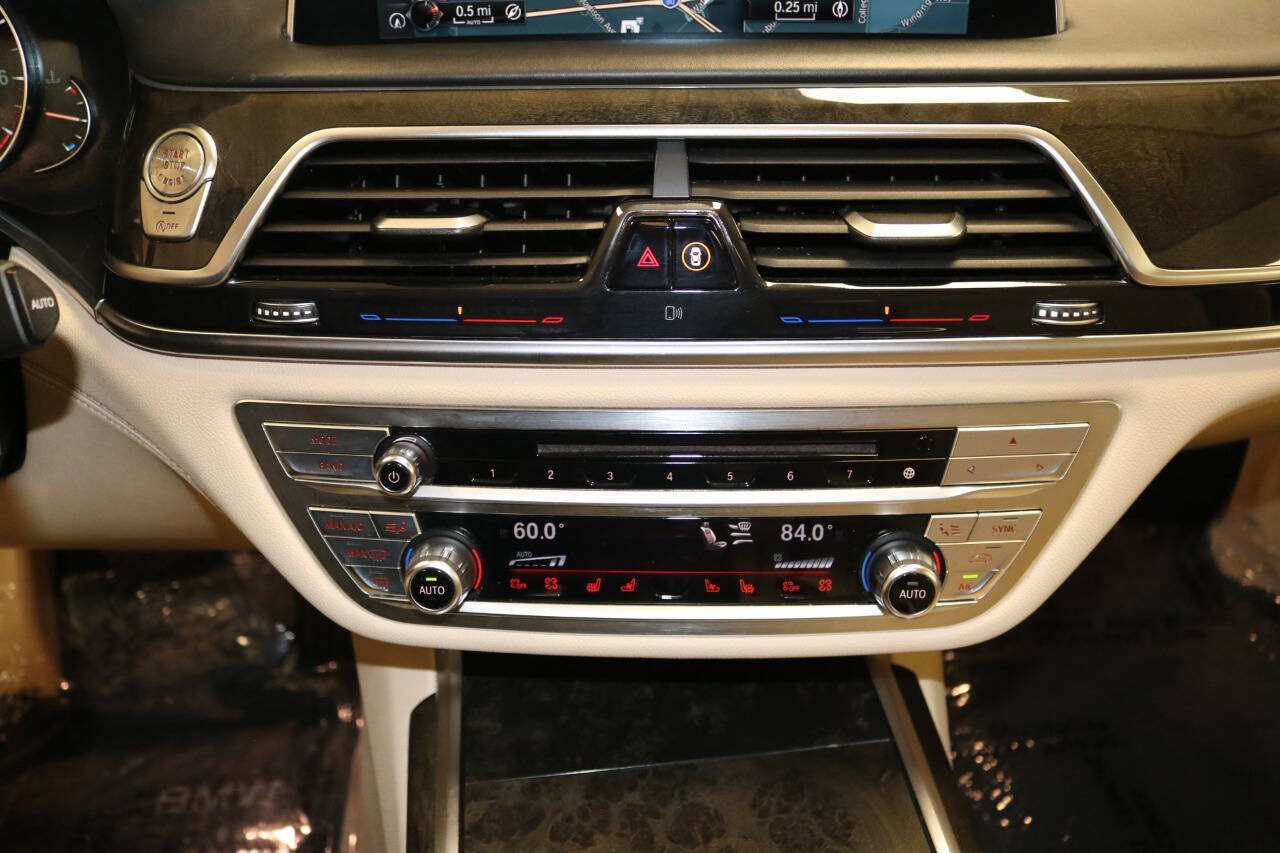 Used 2016 BMW 740i RWD image 29