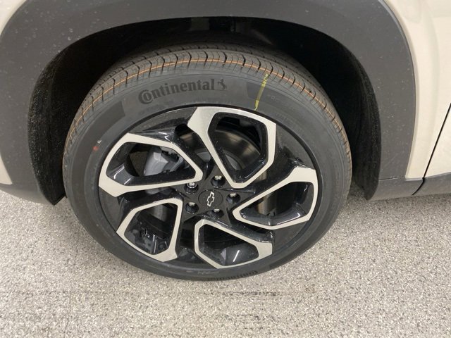 New 2026 Chevrolet Trax RS w/ Driver Confidence Package image 10