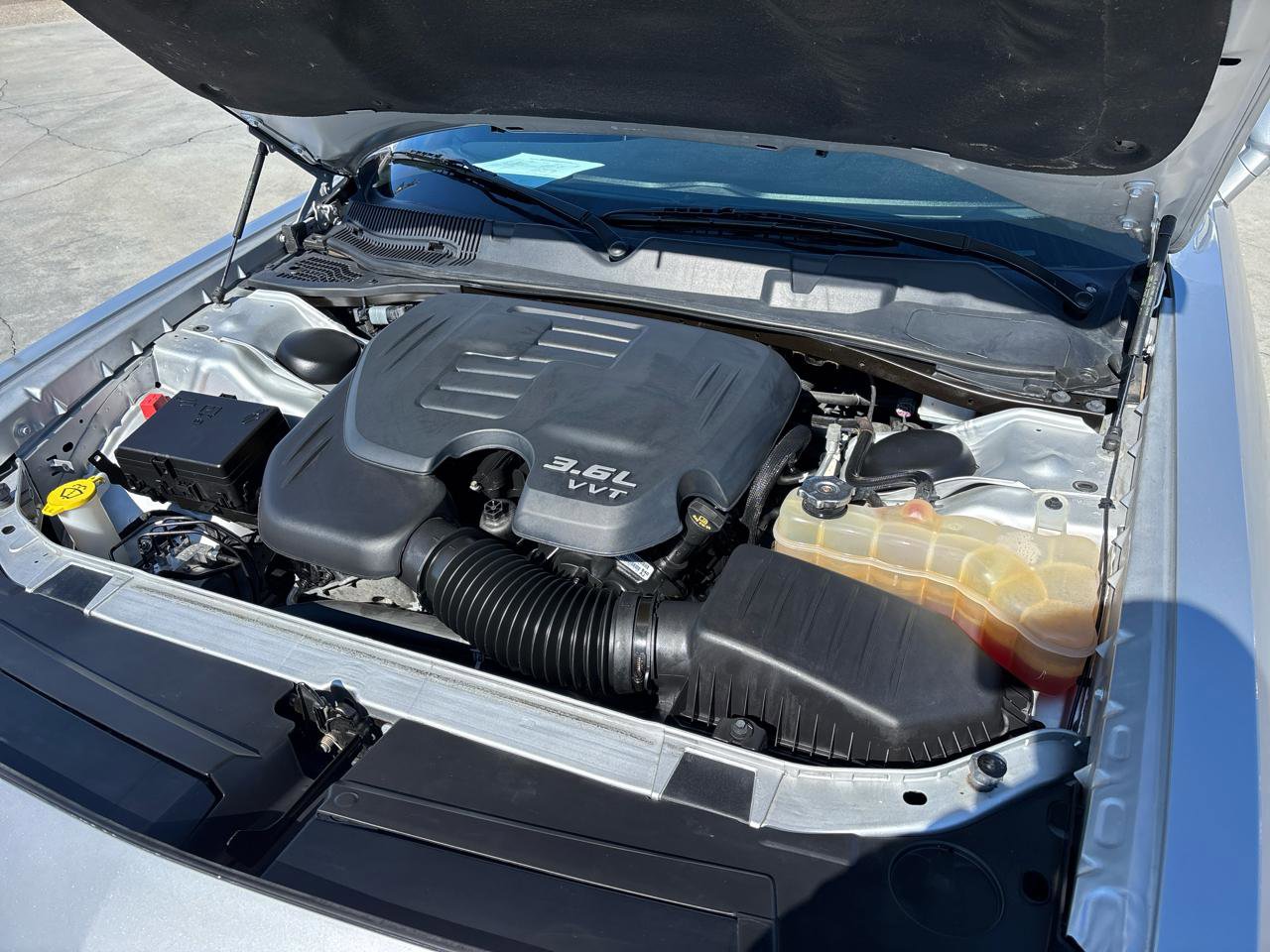 Used 2021 Dodge Challenger SXT image 10