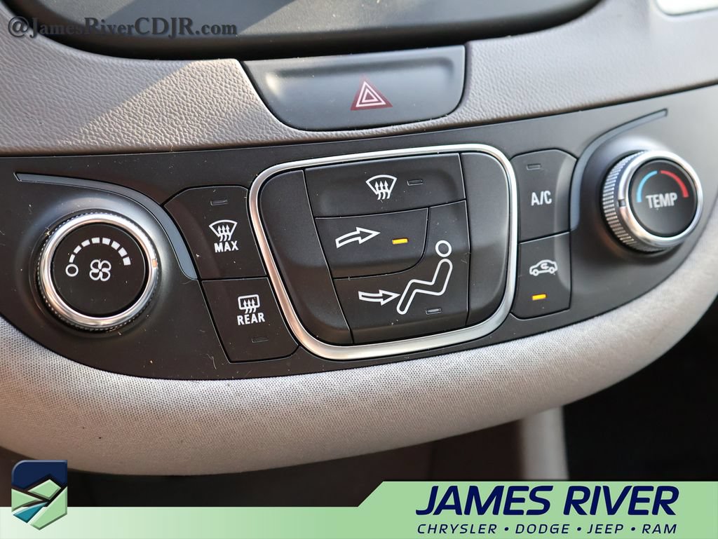 Used 2017 Chevrolet Malibu LS FWD image 36