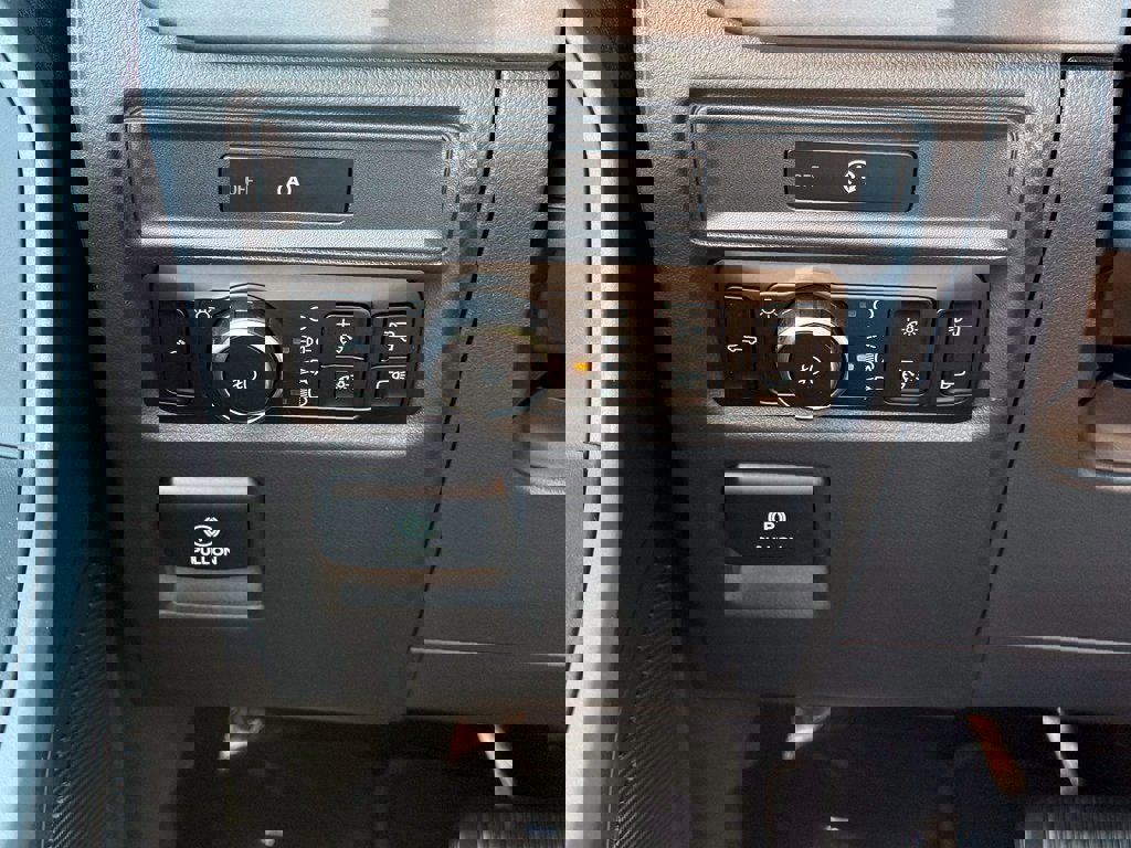 New 2025 Ford F150 XLT w/ Equipment Group 302A MID image 24