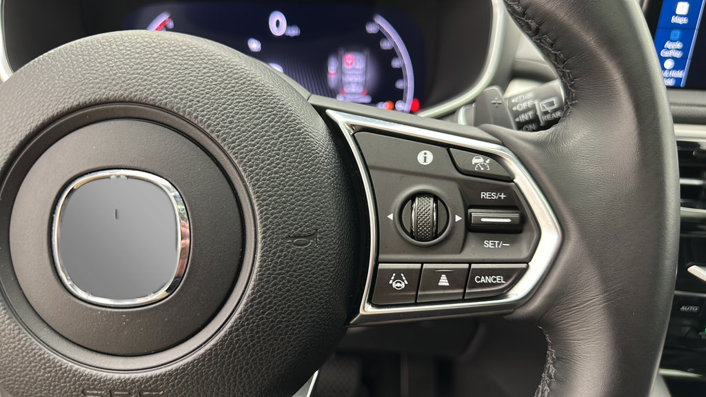 Used 2025 Acura MDX SH-AWD image 19