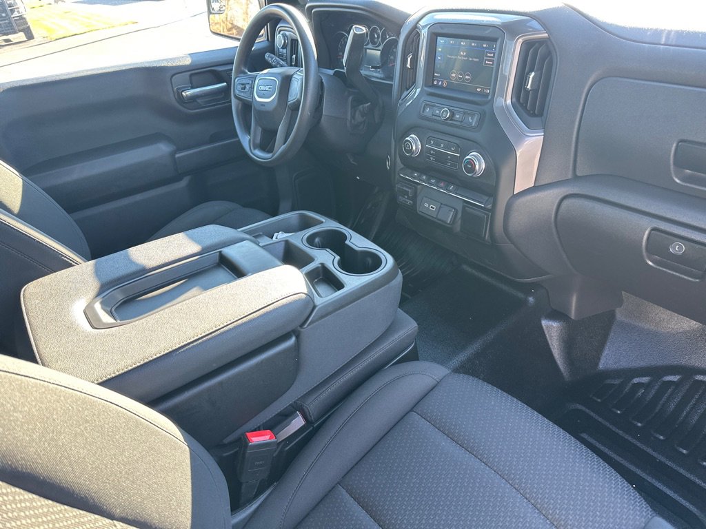 Used 2023 GMC Sierra 1500 Pro w/ Convenience Package image 6